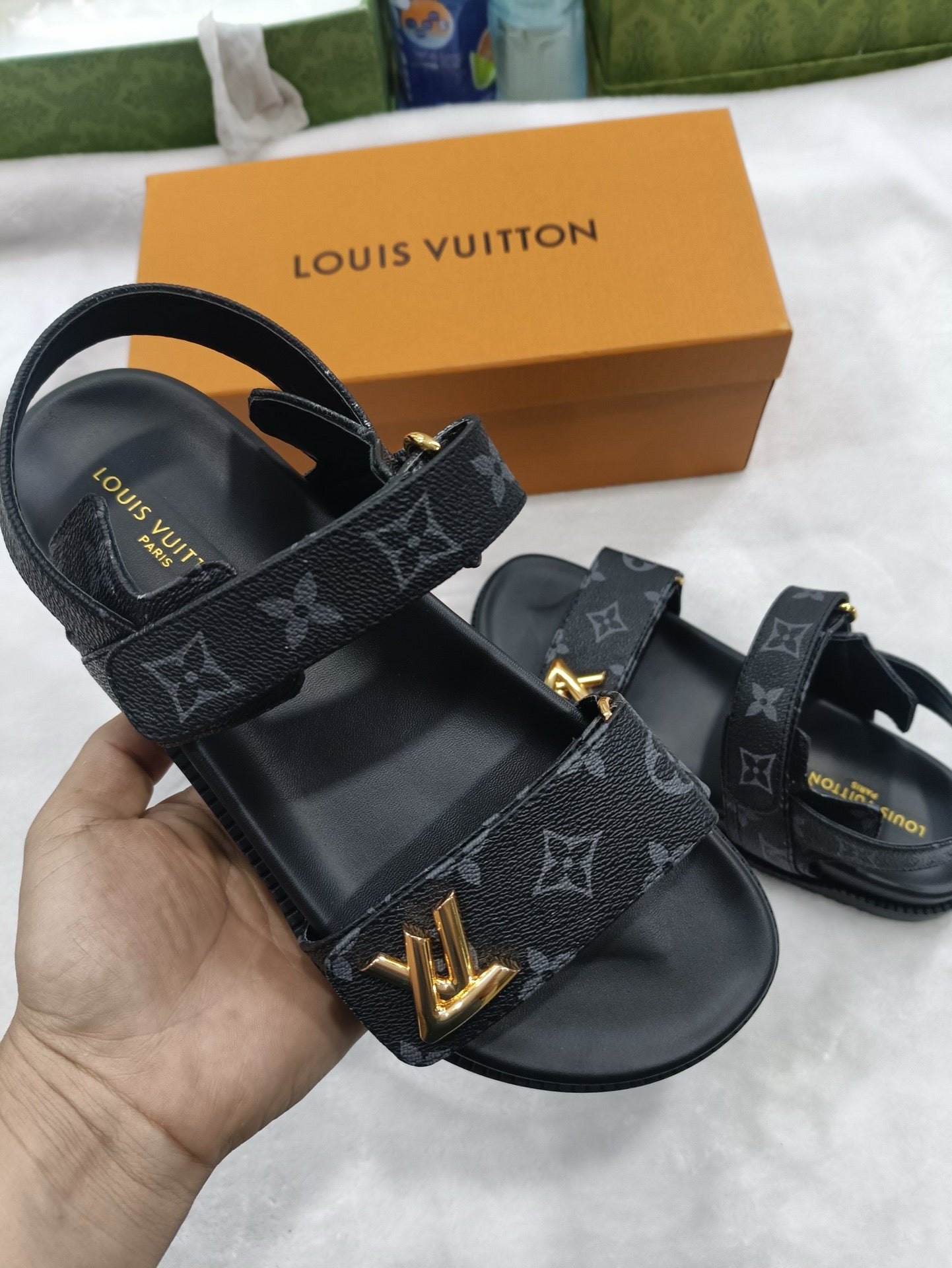5LE211Z Popular sandals