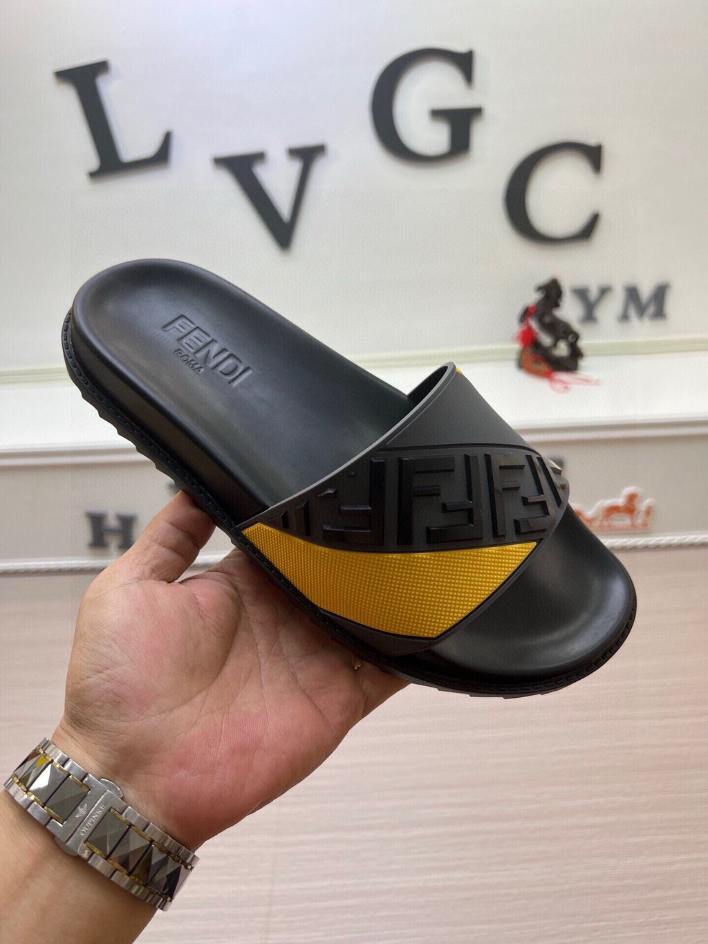 535ZF284Z Popular Slippers