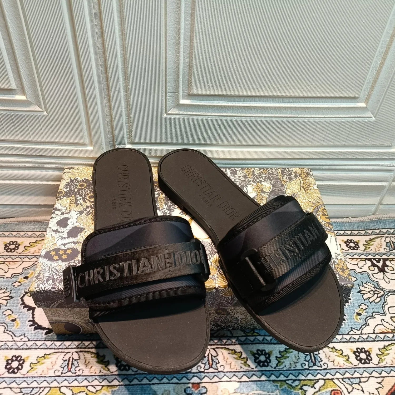 14D20Z Popular Slippers