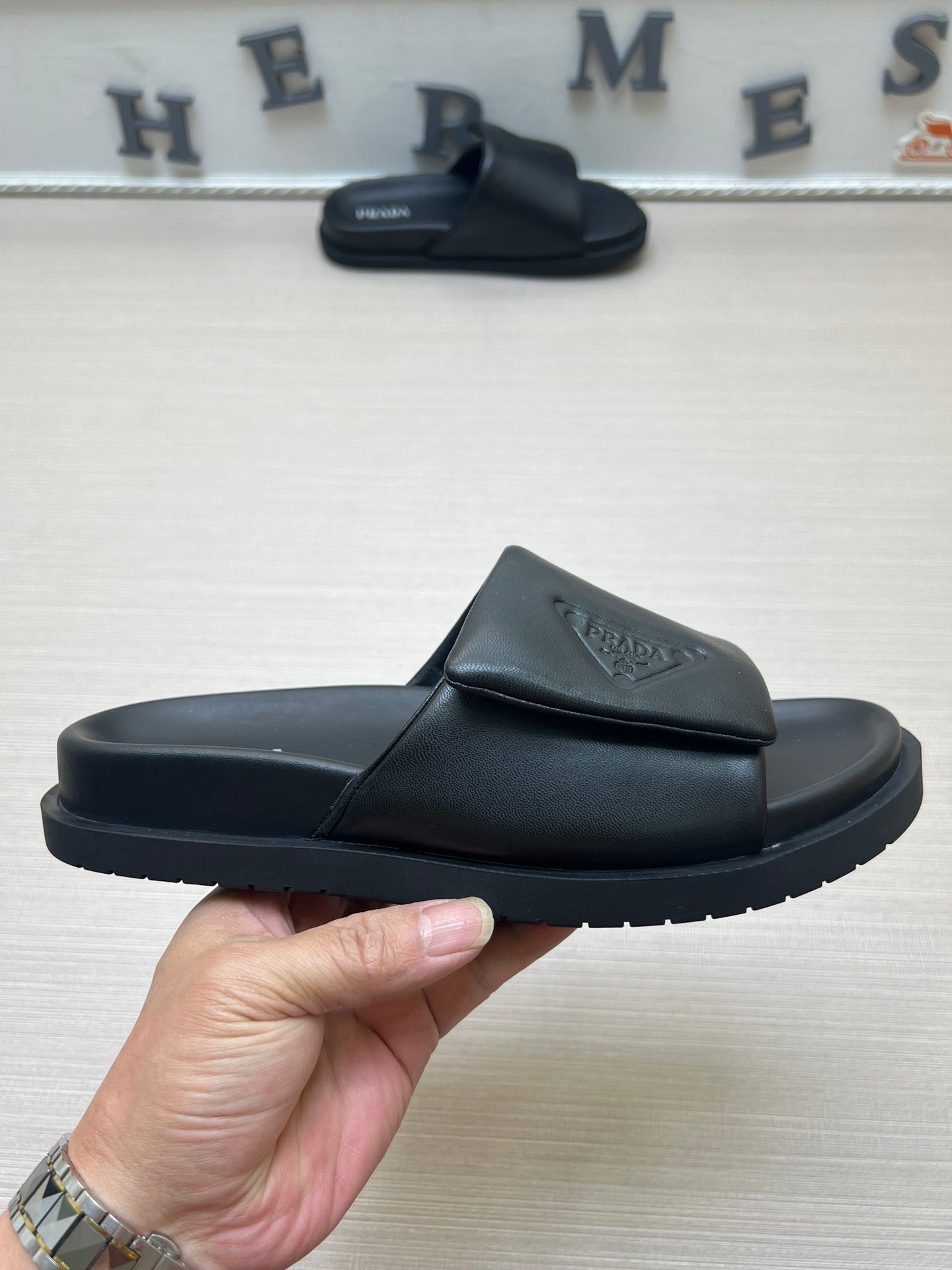54PD7Z Popular slippers