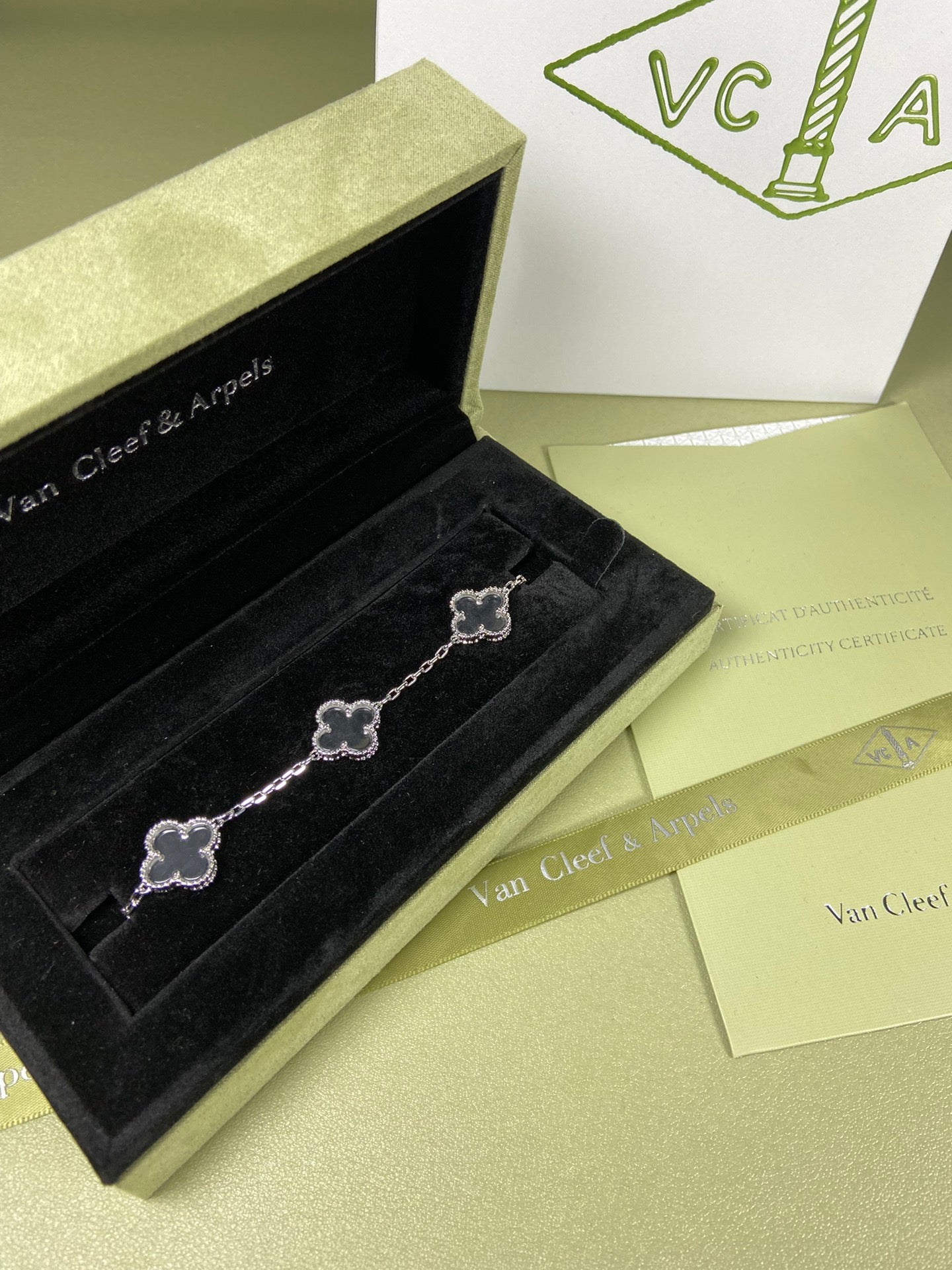 5XVA171X Popular   high quality bracelets,necklaces)