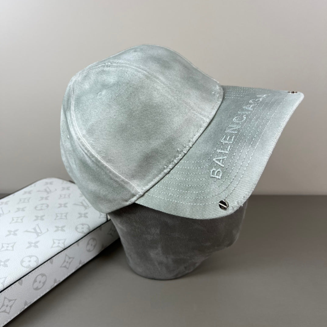 125ZJ529M Popular  hats
