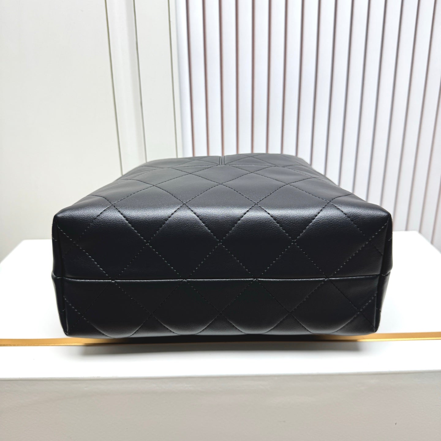 146PC20B Popular leather bag