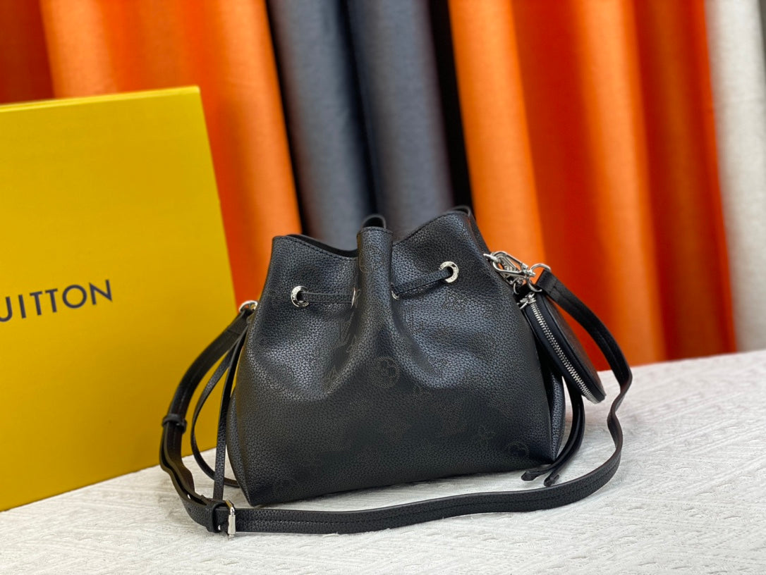 165NE99B Popular  leather bag