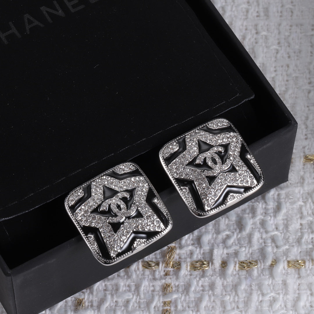 14C268E Popular Earrings