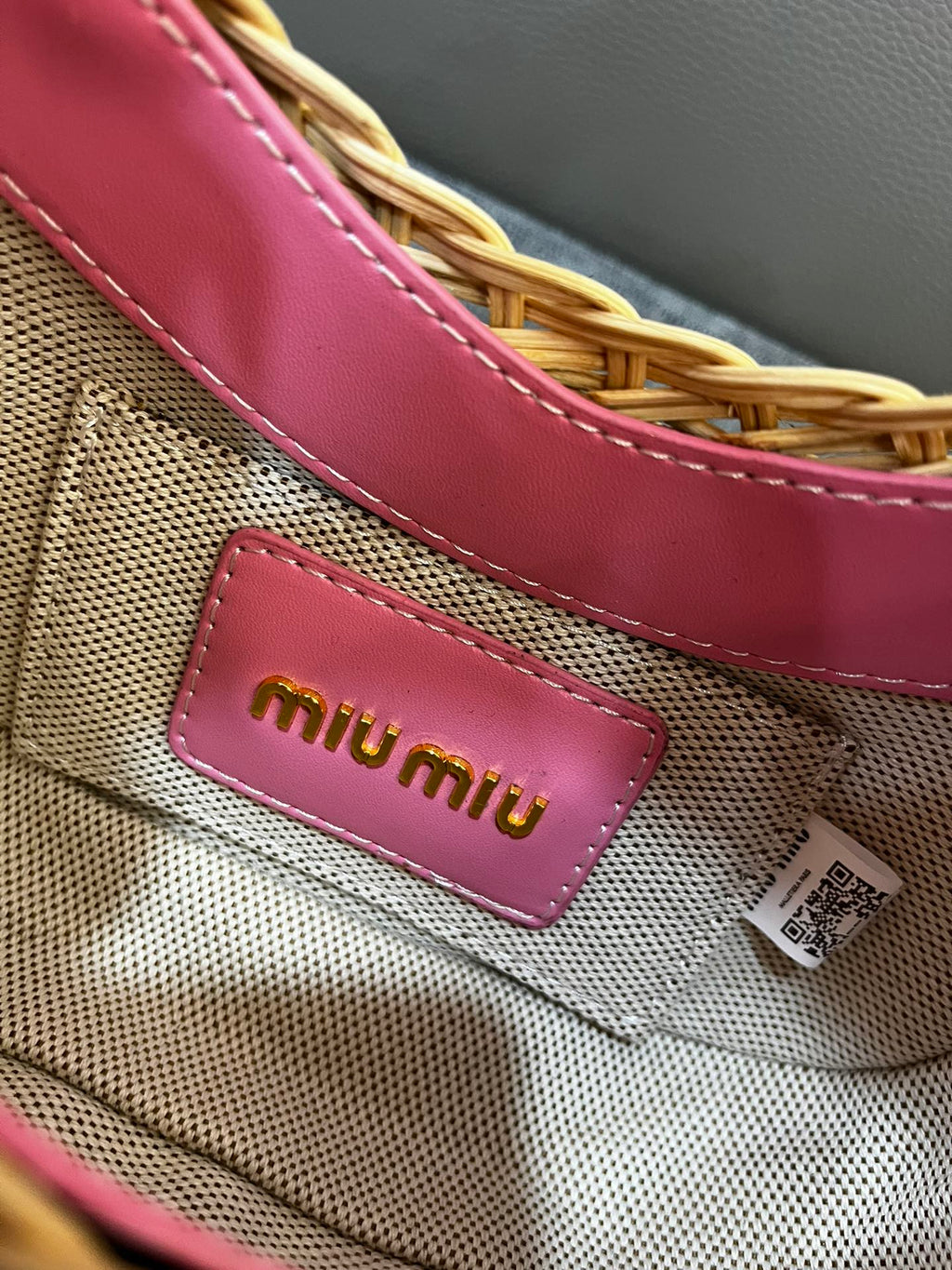 146PA119B Popular woven bag