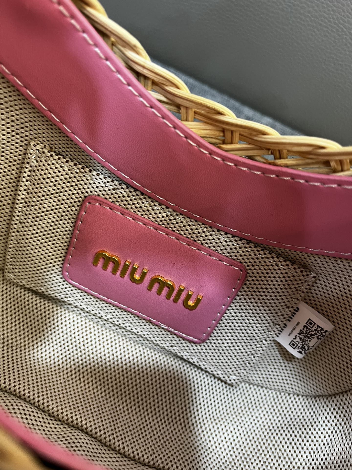 146PA119B Popular woven bag