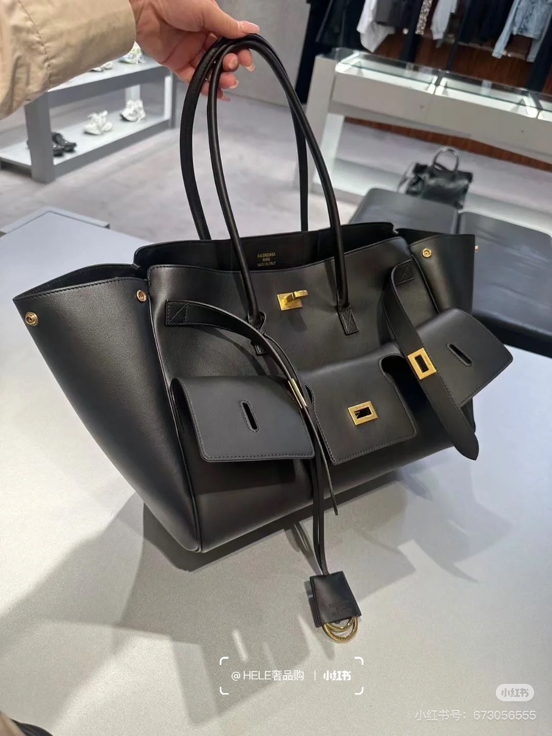 B1R46J1 Popular leather bags