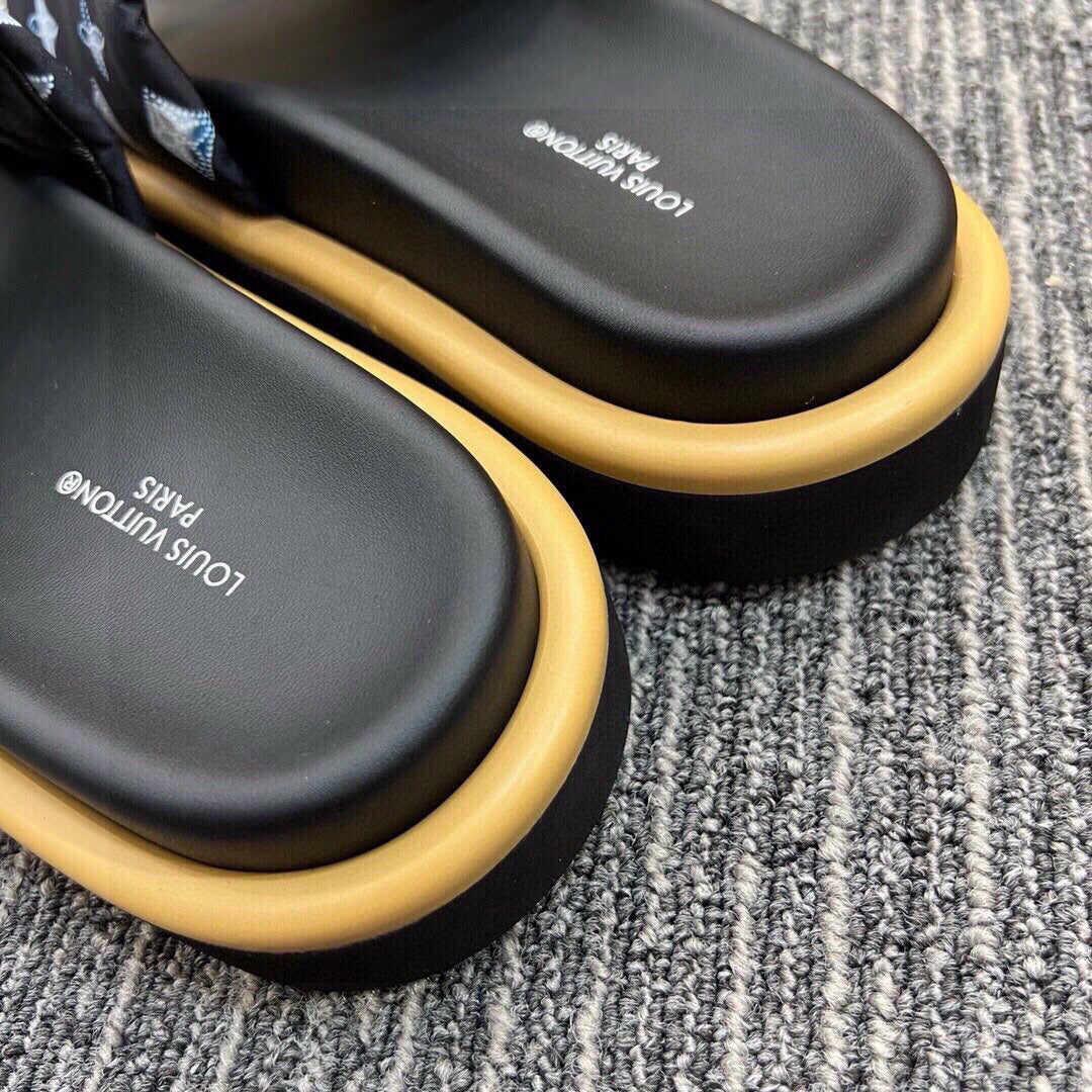 5QE12Z Popular Slippers