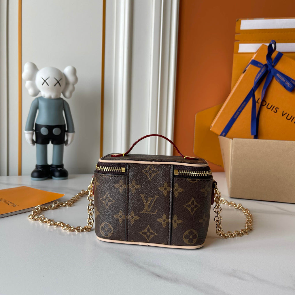 B1N56E20 Popular leather bag
