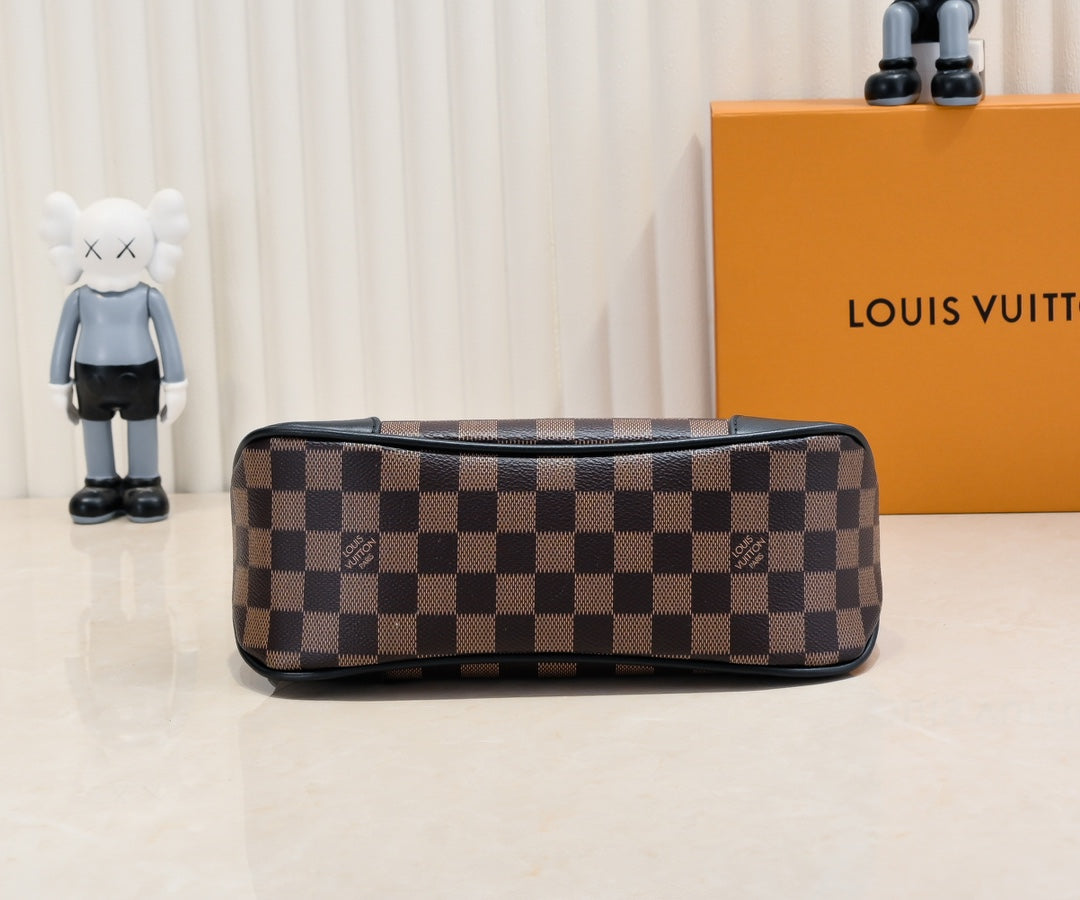2WE35B Popular  leather bag