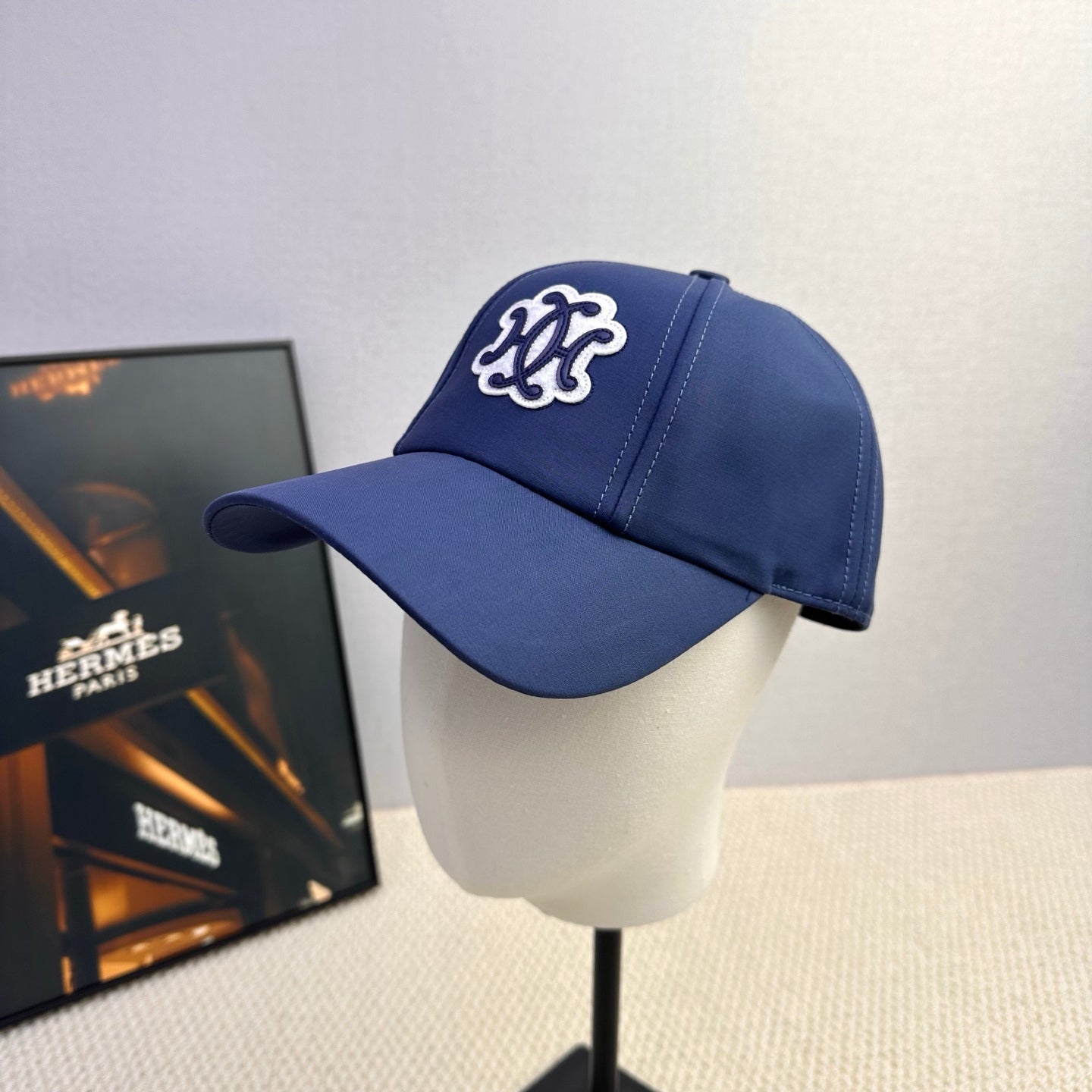 16XH18M Popular hats