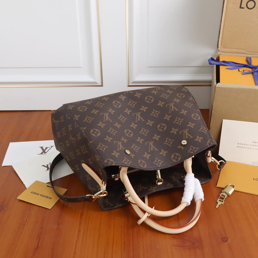 2XE317B Popular   leather bag 