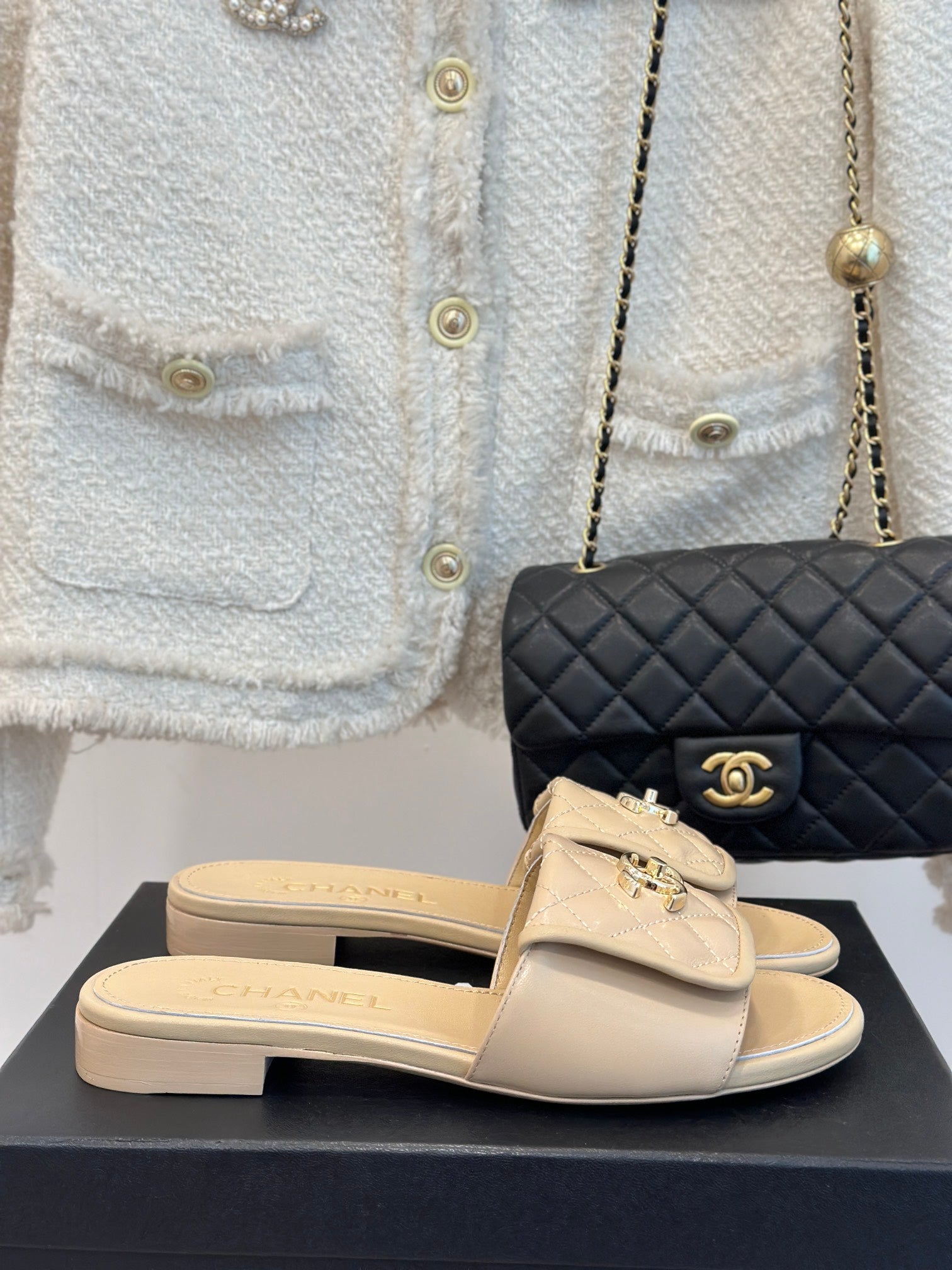 1ZC245Z Popular Slippers