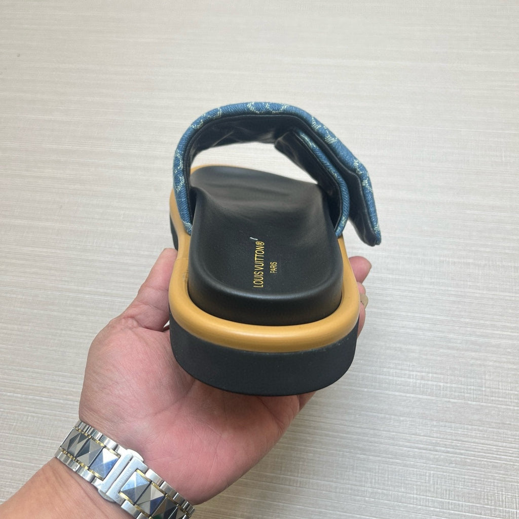 54E100Z Popular slippers Sole thickness 5cm