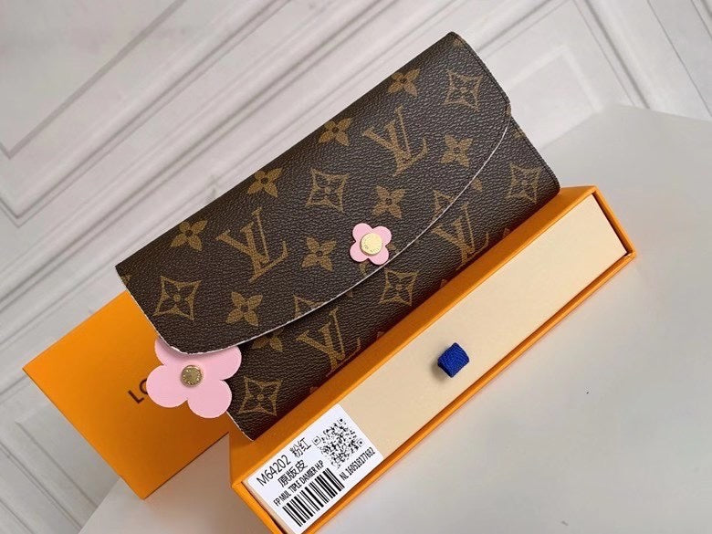 146PE55B Popular leather Wallets