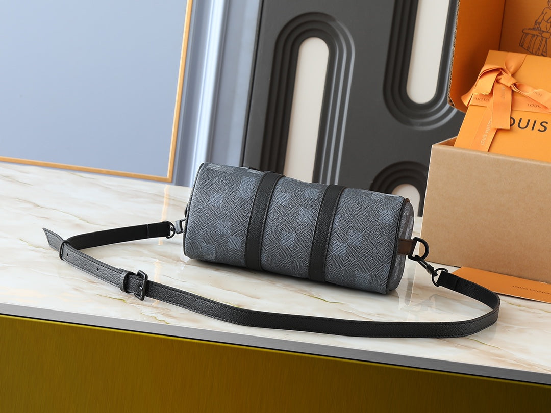 146PE34B Popular leather bag