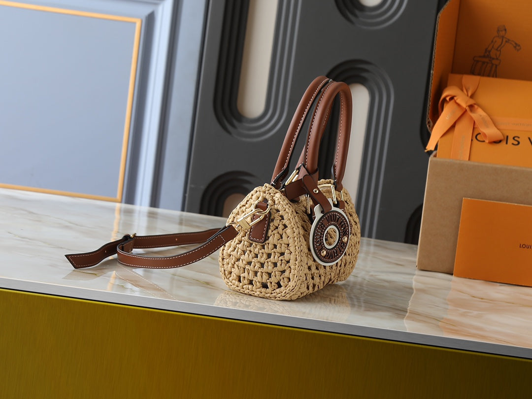 B1P46E115 Popular woven bag
