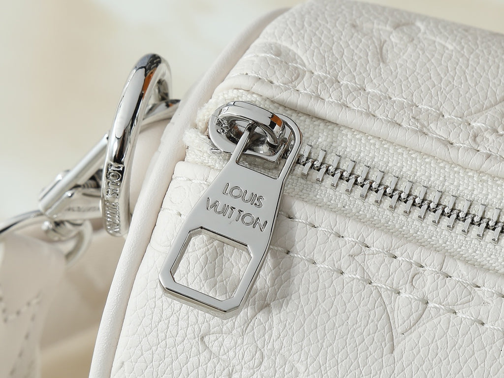 15RE51B  Popular   leather bag