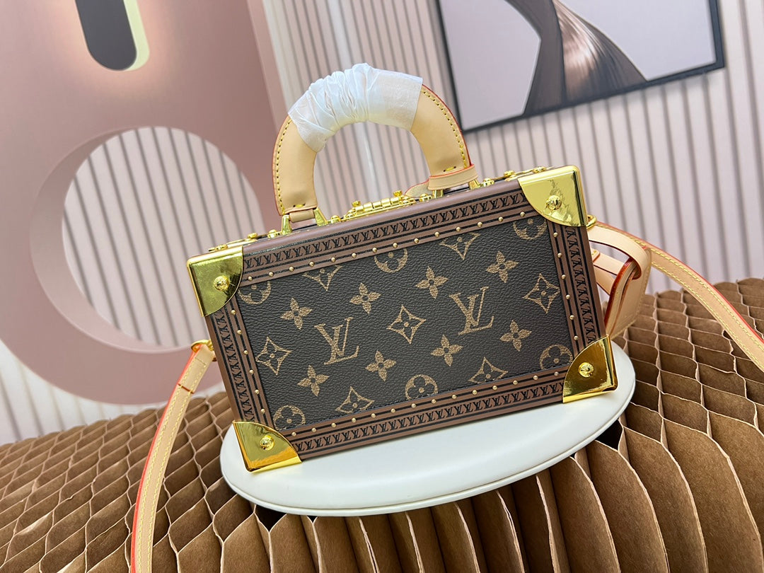 1XE276B Popular  leather bag 