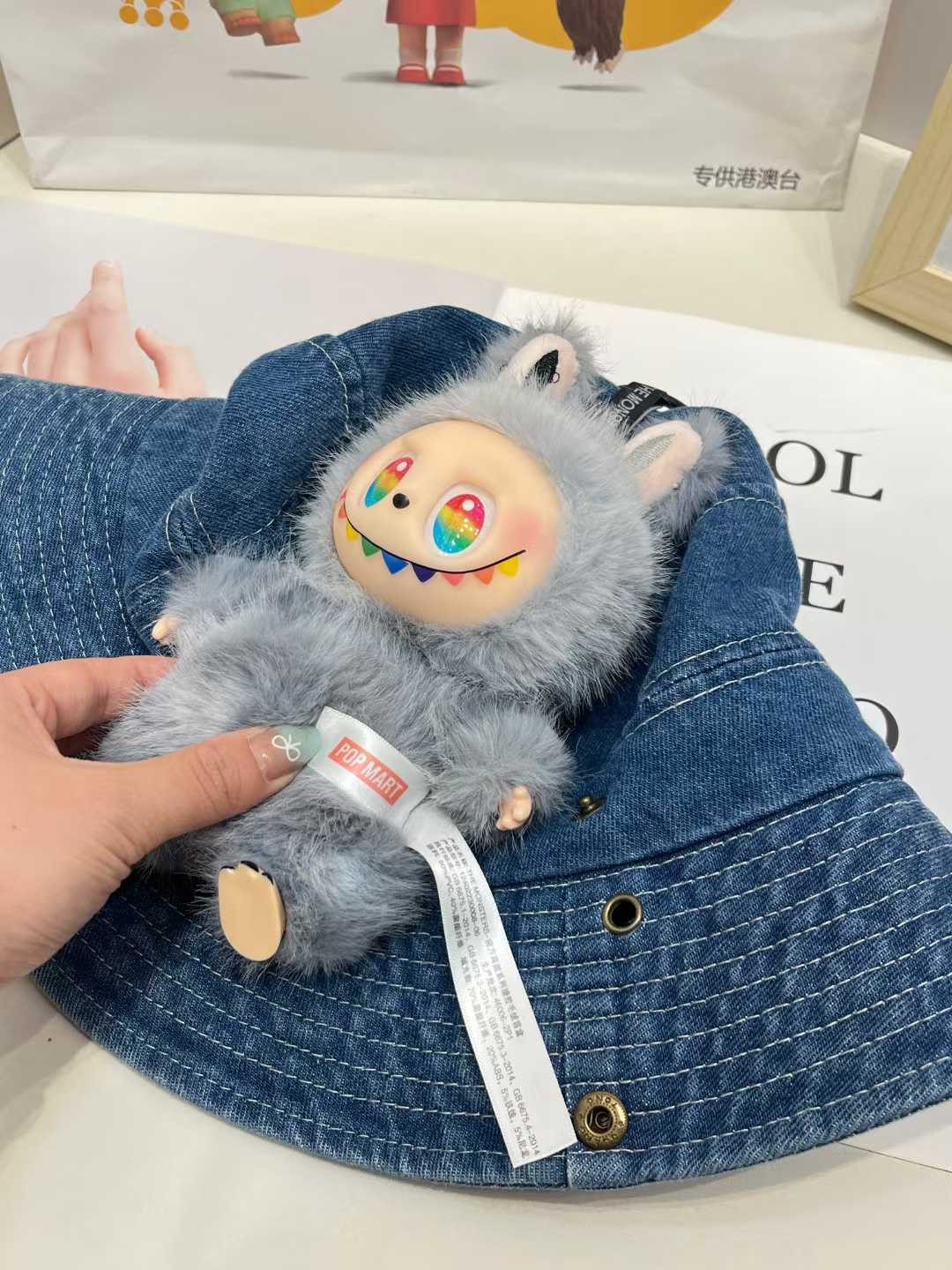 15QA84M Popular  hats