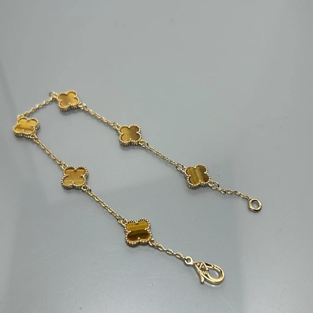 5XVA183K  Popular bracelets 6 flowers mini size 0.9cm flower
