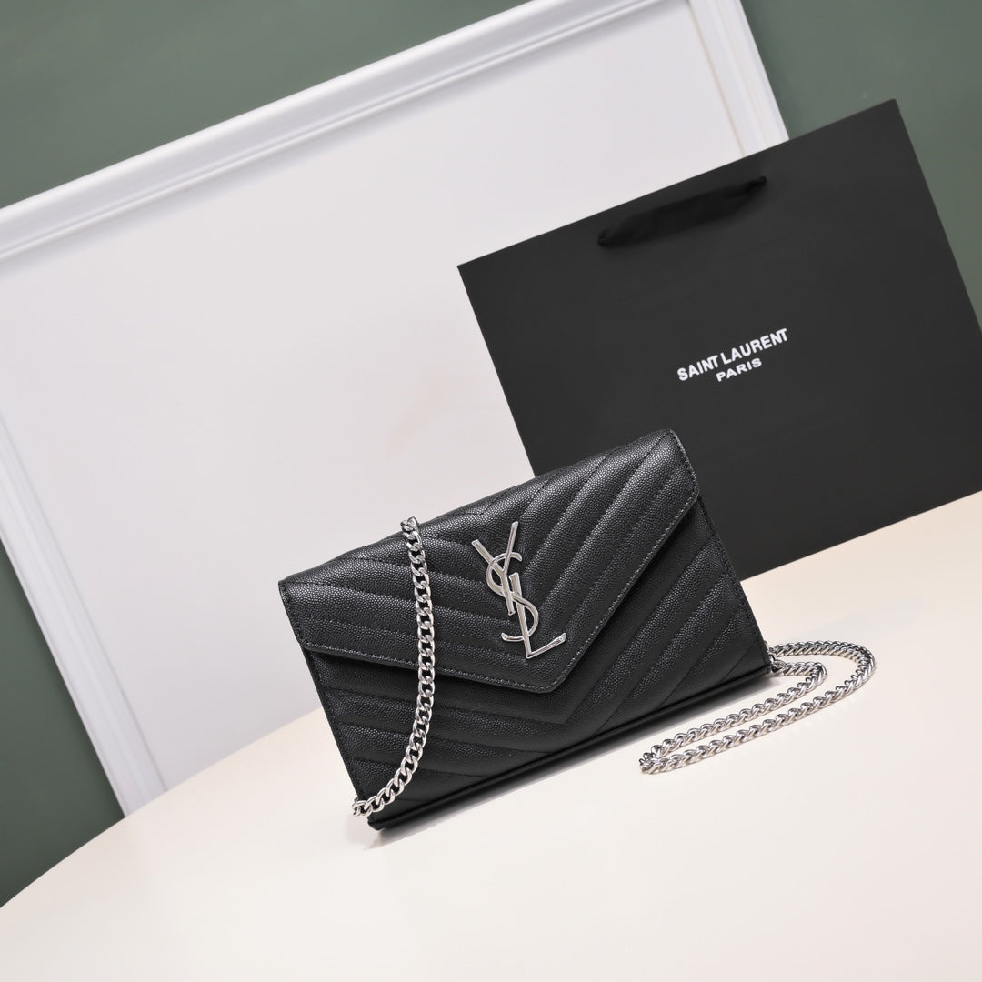 B1R56SL19 Popular leather bag