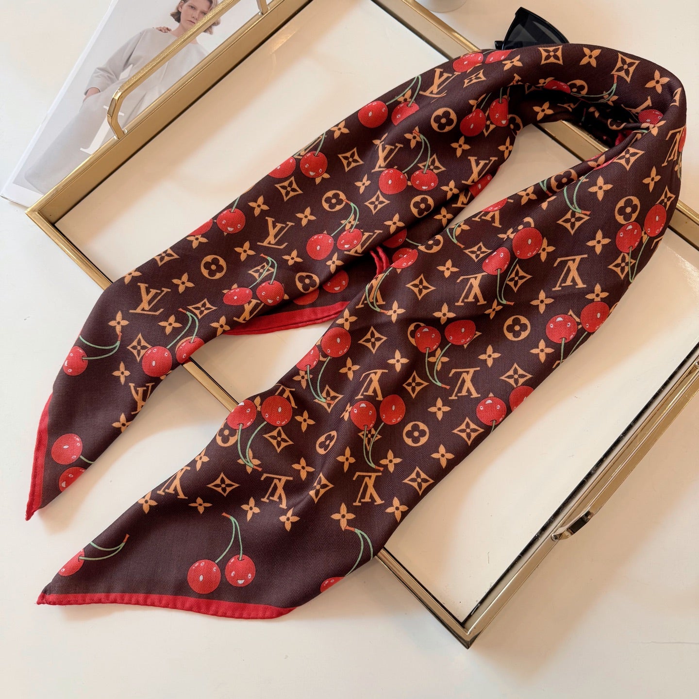 136NE31W Popular Silk Scarve