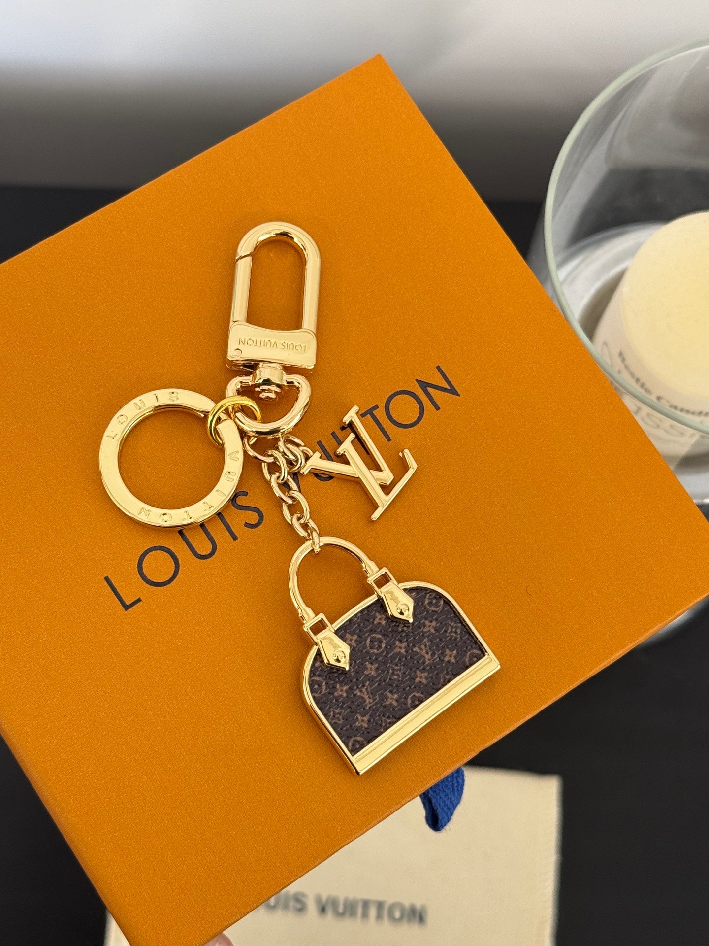 35ZE45A Popular bag 's charms accessories