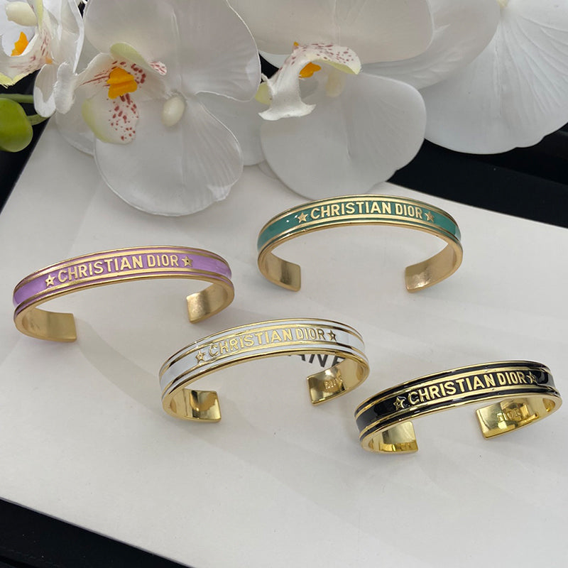 1ND22K  Popular bracelet