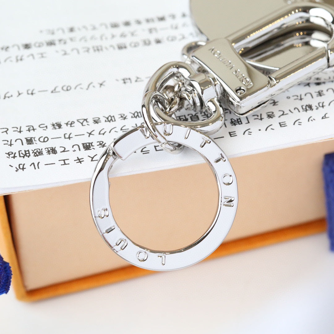 35QE6A Popular bag 's charms accessories