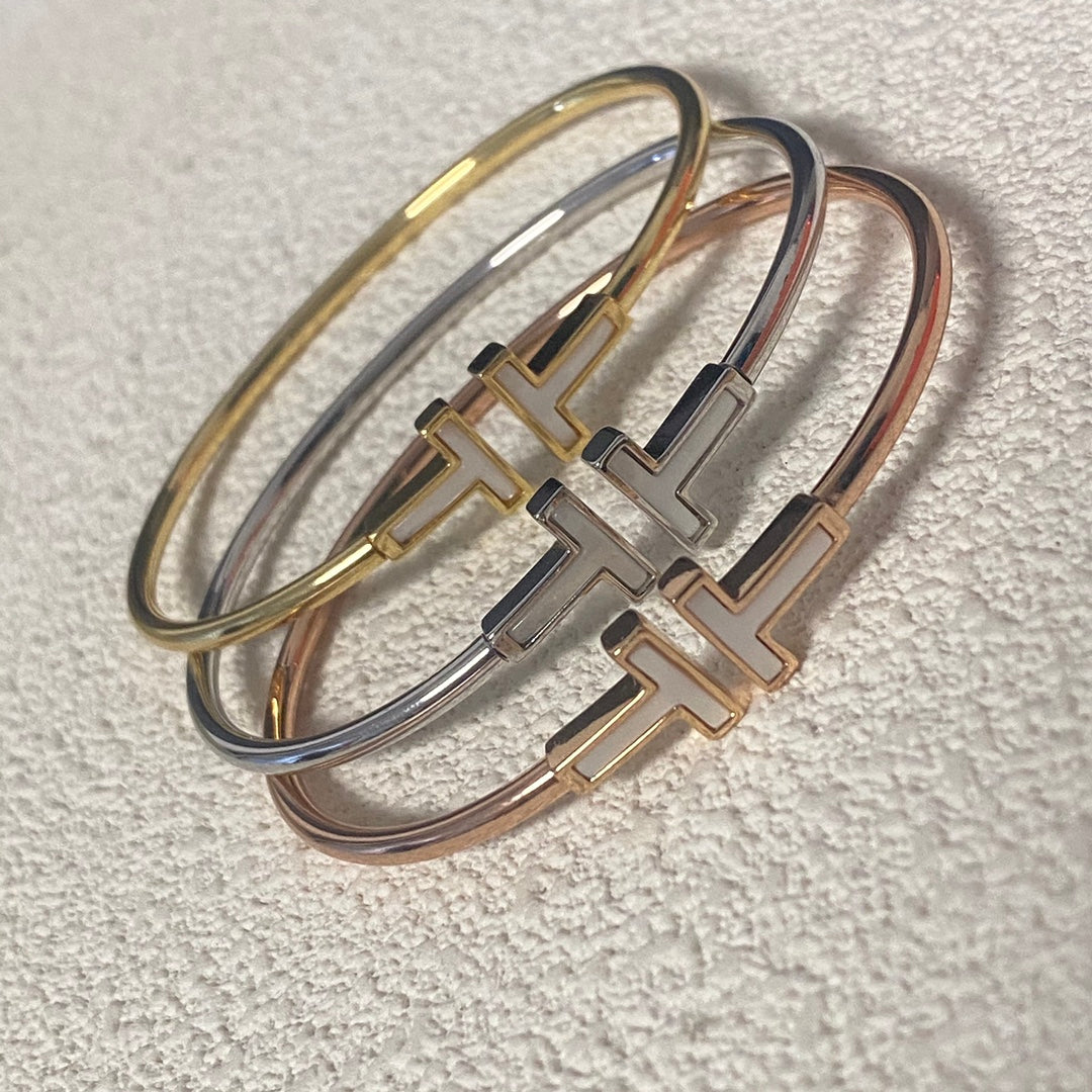 15QT30K  Popular Bracelets
