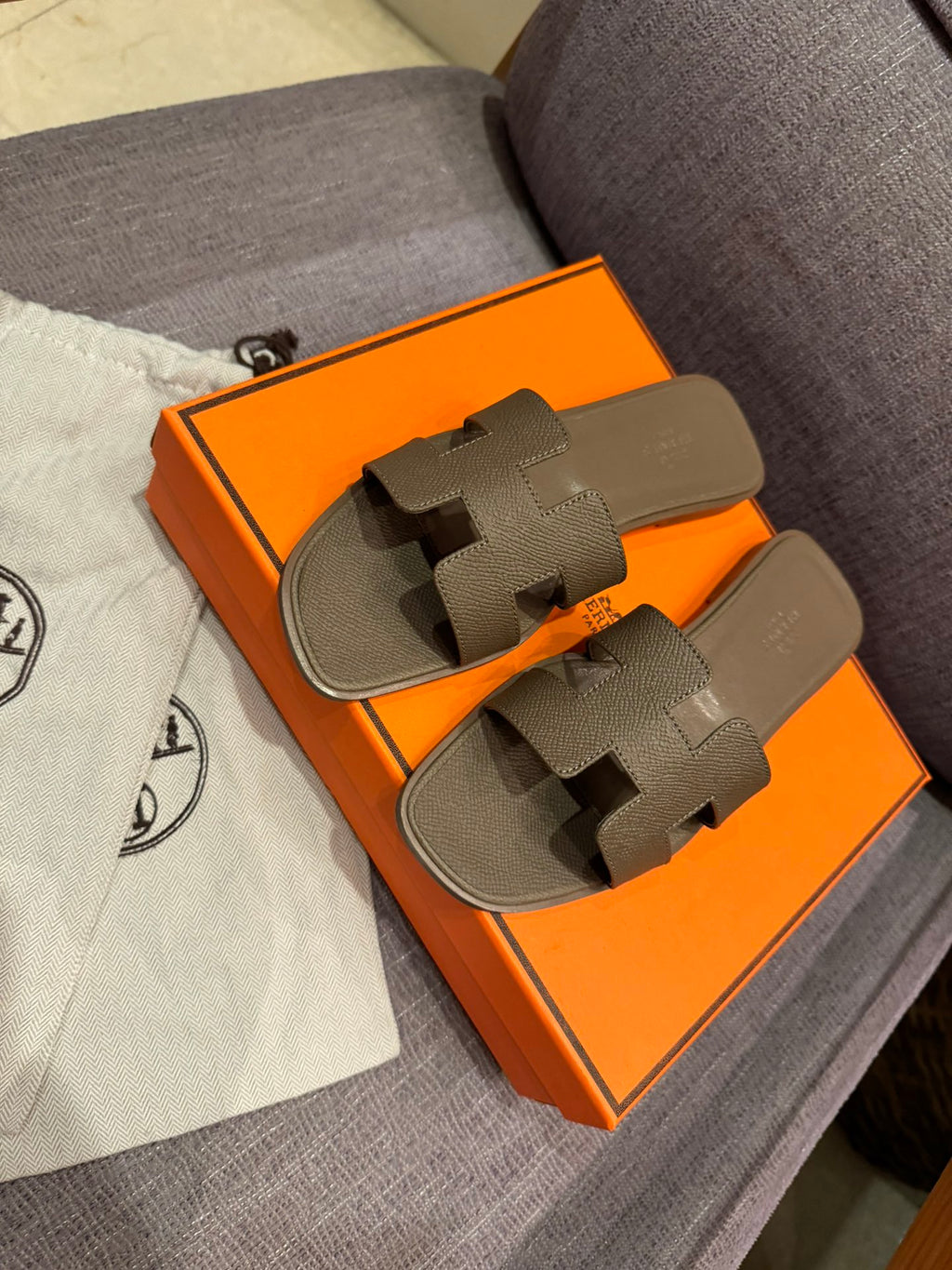 1ZH237Z Popular Slippers