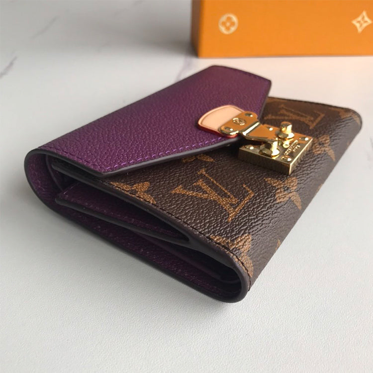 1E1010B Popular leather wallets