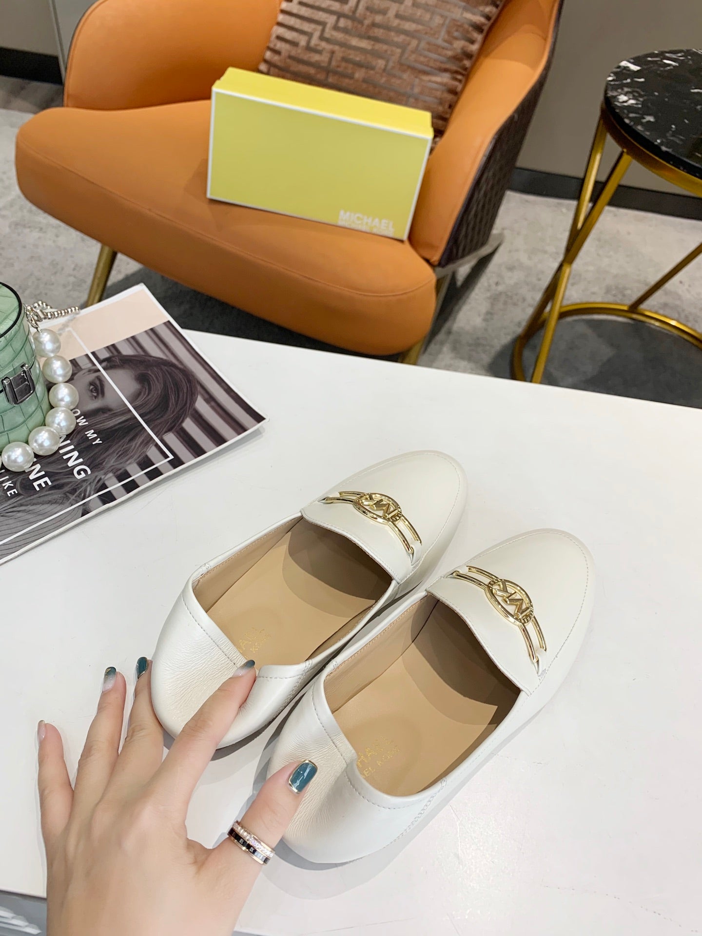 2105QA185Z Popular high-quality leather shoes