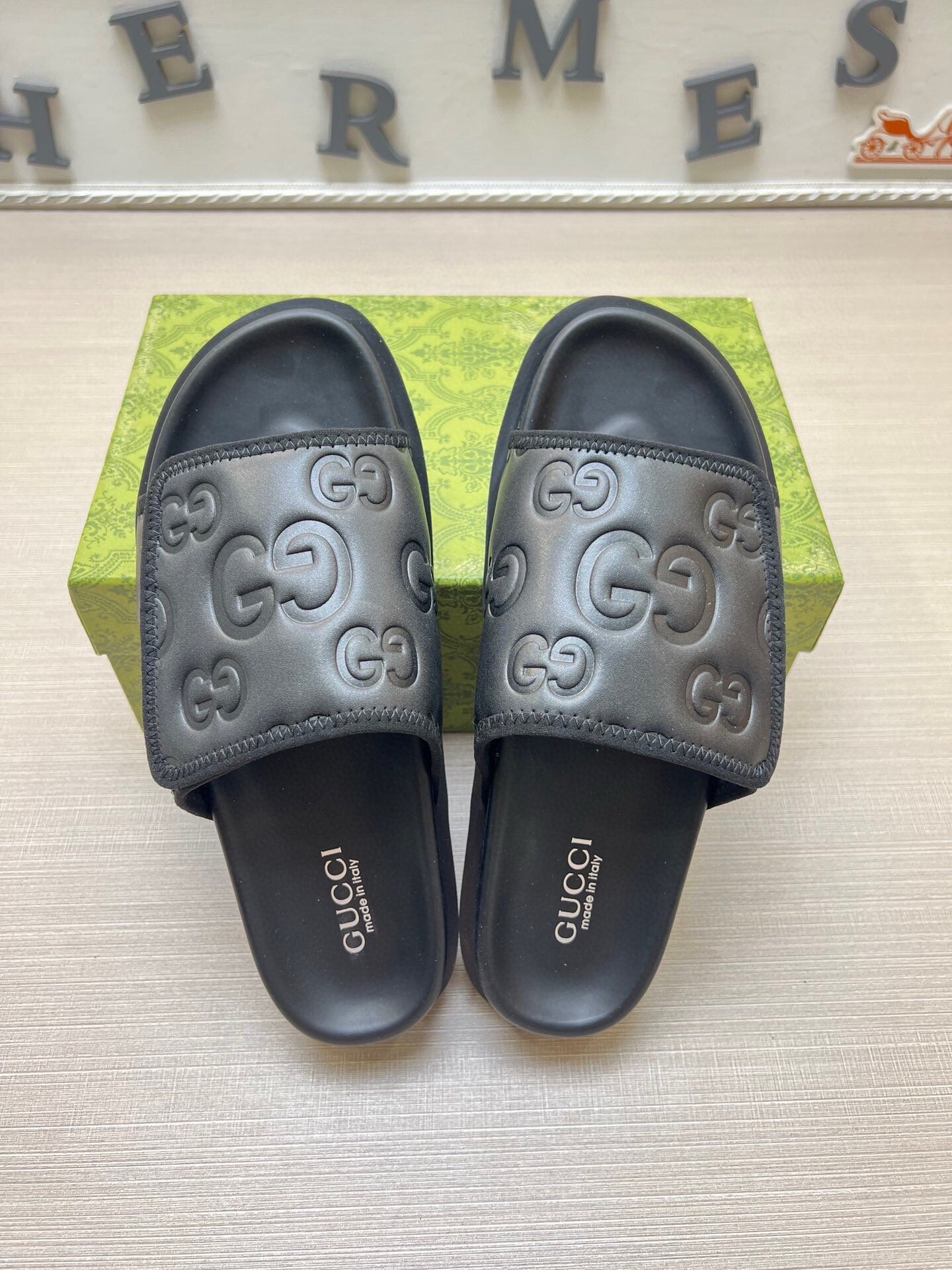 5LB230Z Popular Slippers