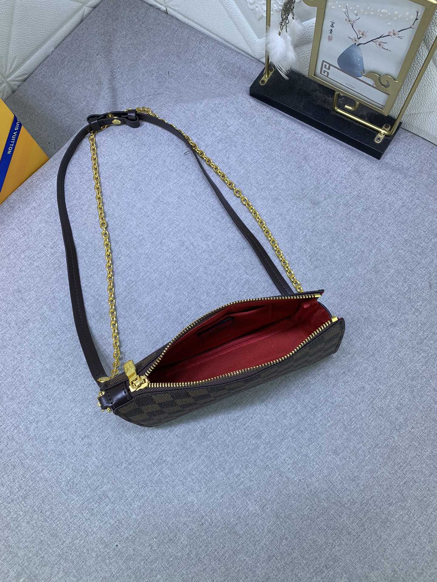 1XE275B Popular  leather bag 