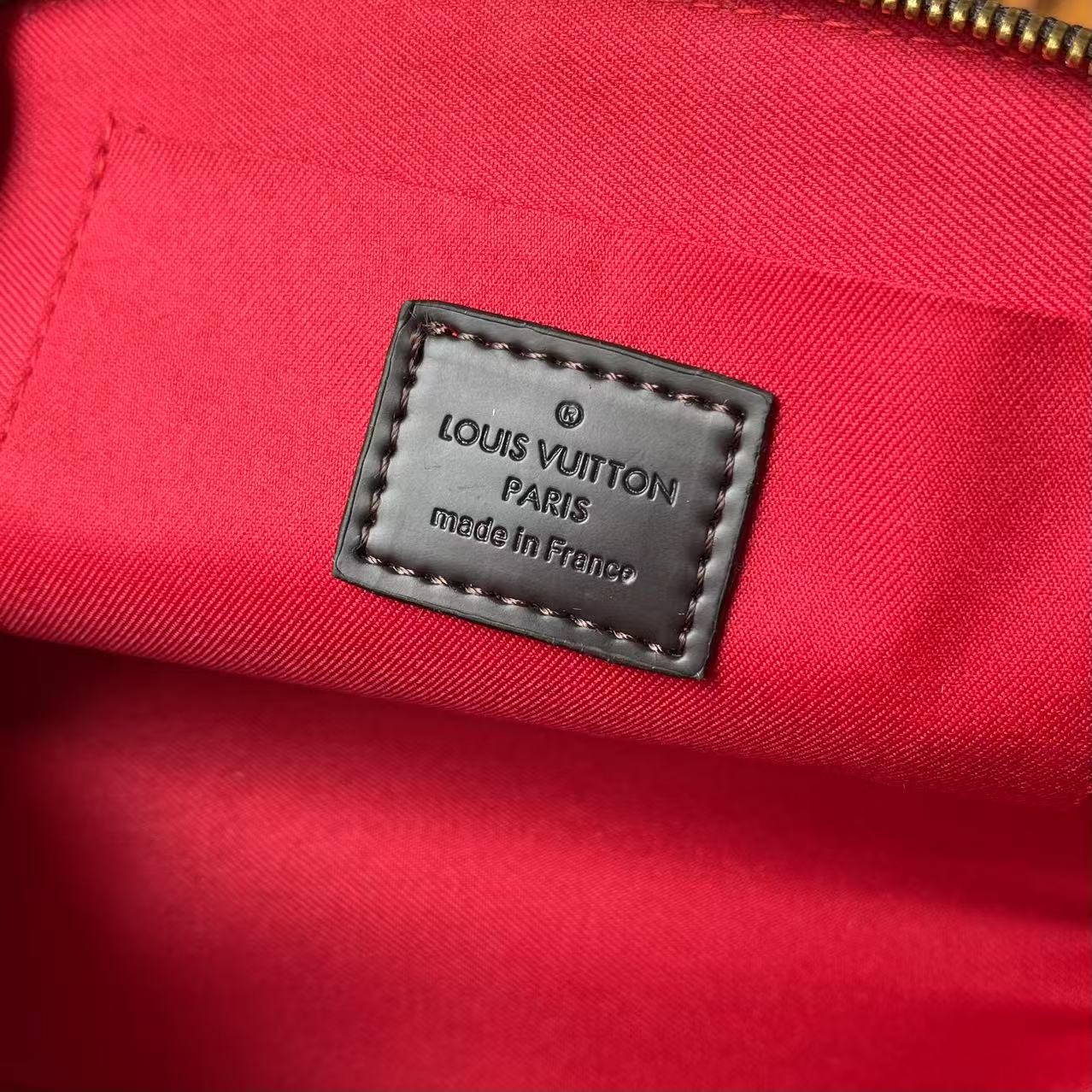 146PE95B Popular leather bag