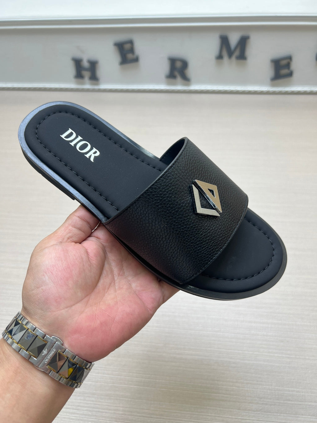 54D77Z Popular  slippers