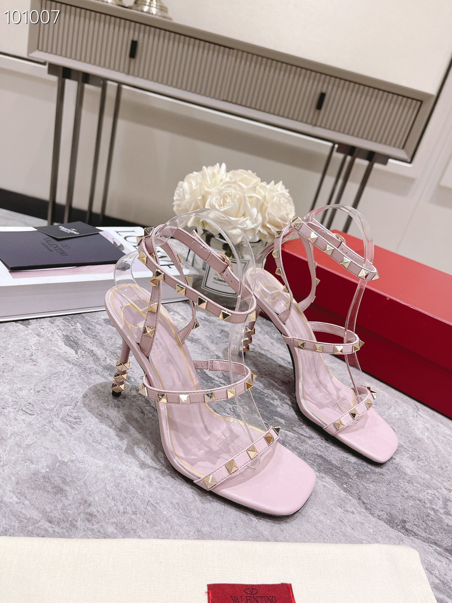 255QVL56Z Popular  leather High heels