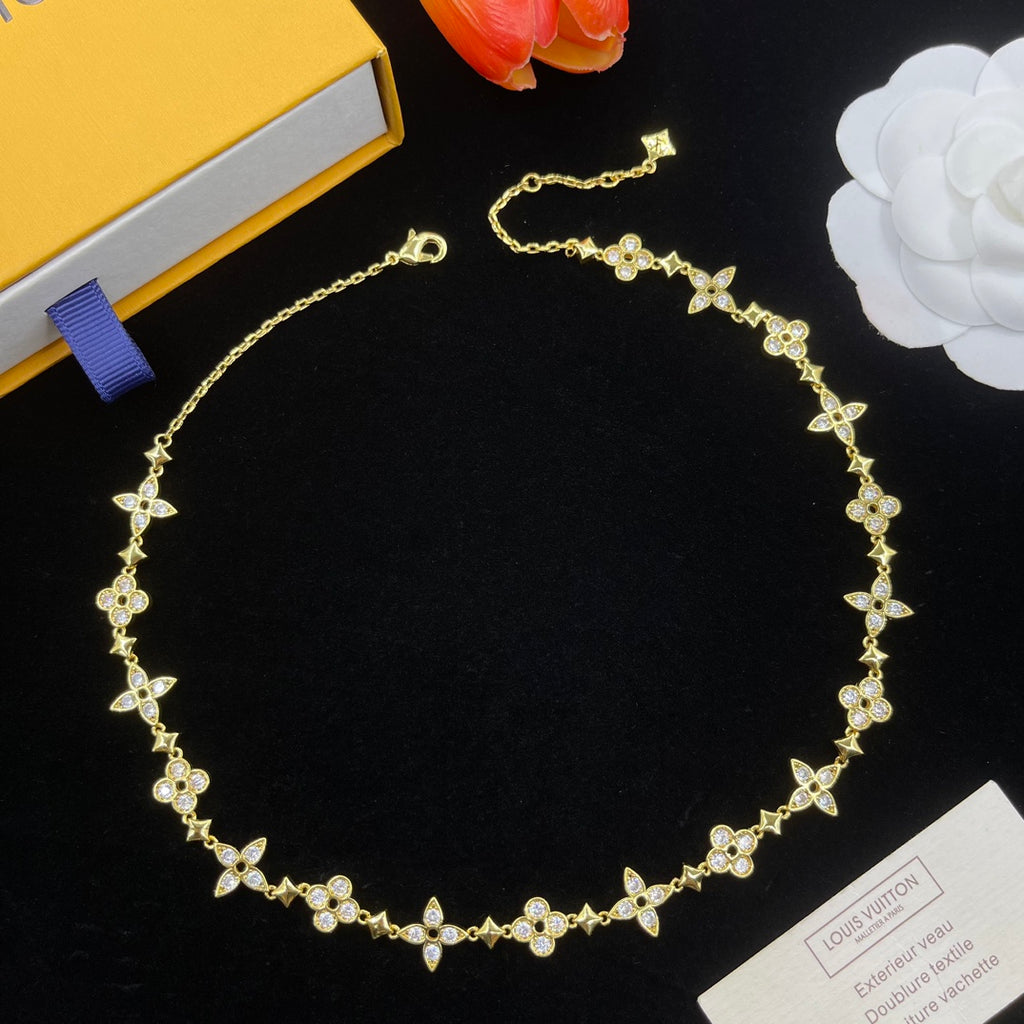 14E969X  Popular   Necklaces