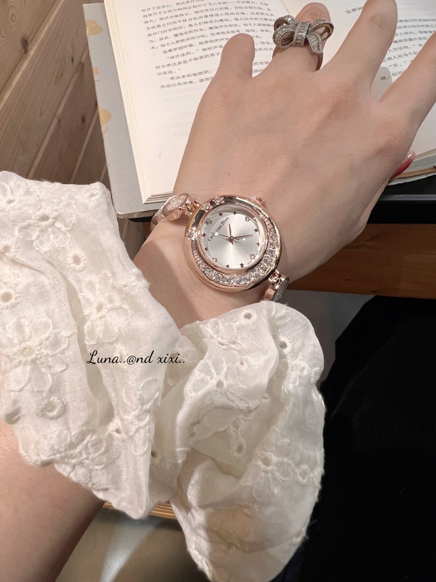 L1R46D116 Popular watches