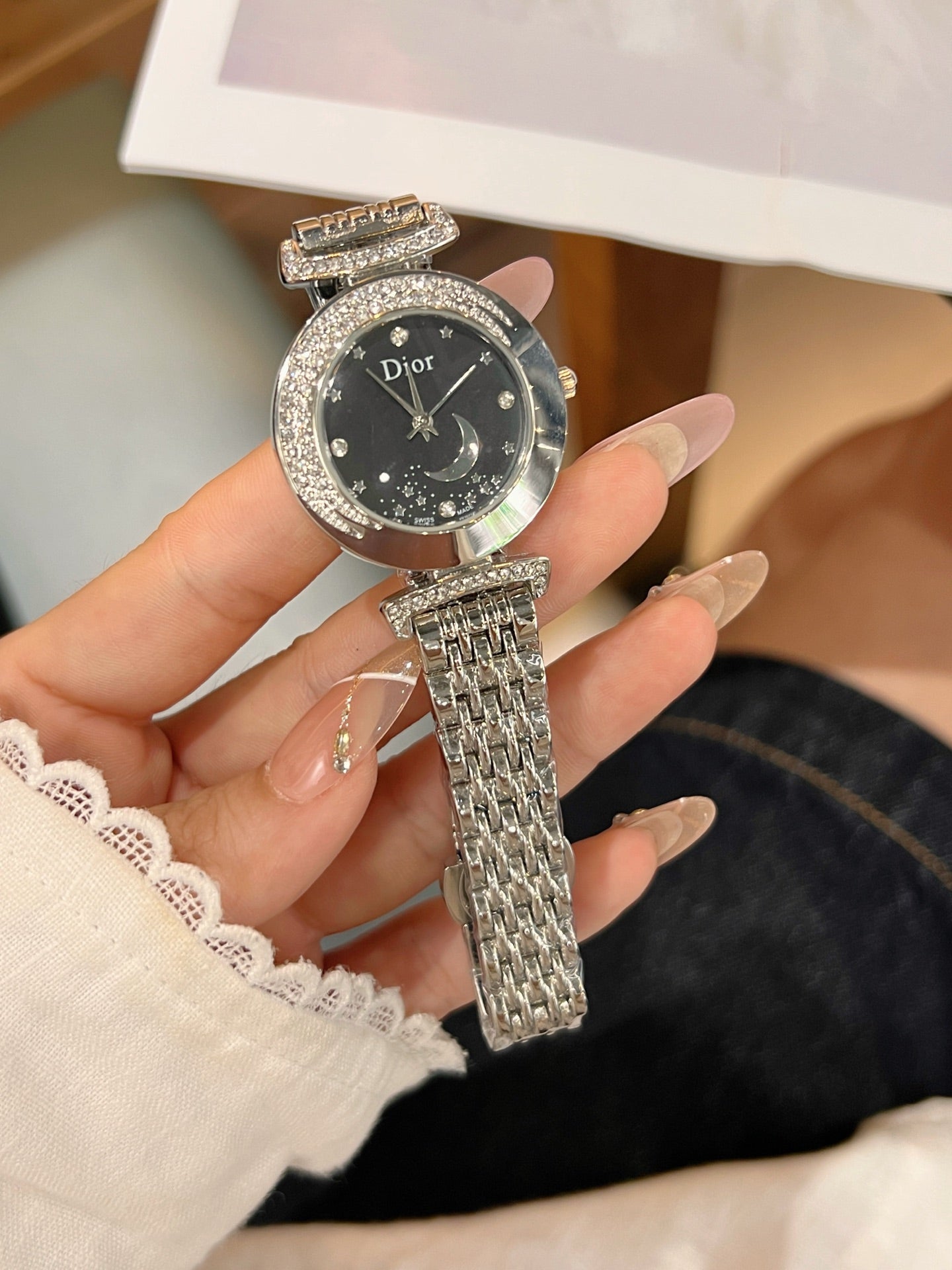 136RD99L Popular Watches