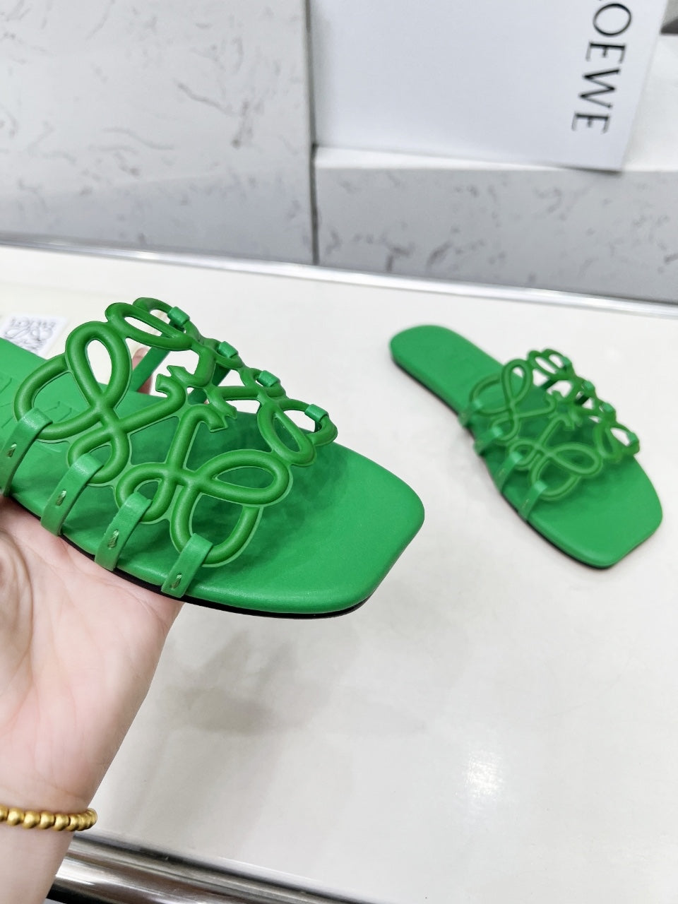 Z2X66A22 Popular high-quality leather Shoes