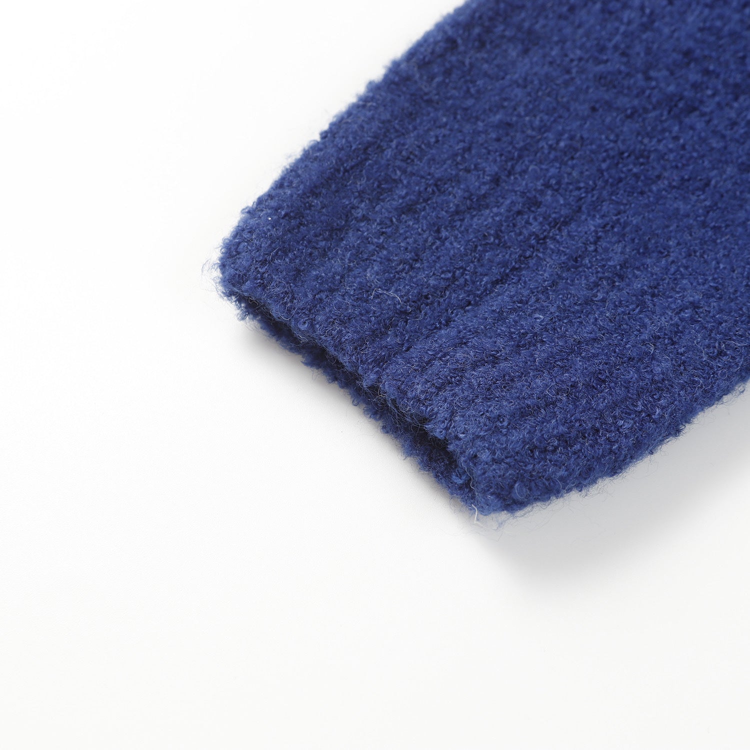 105ZE400U Popular Sweaters