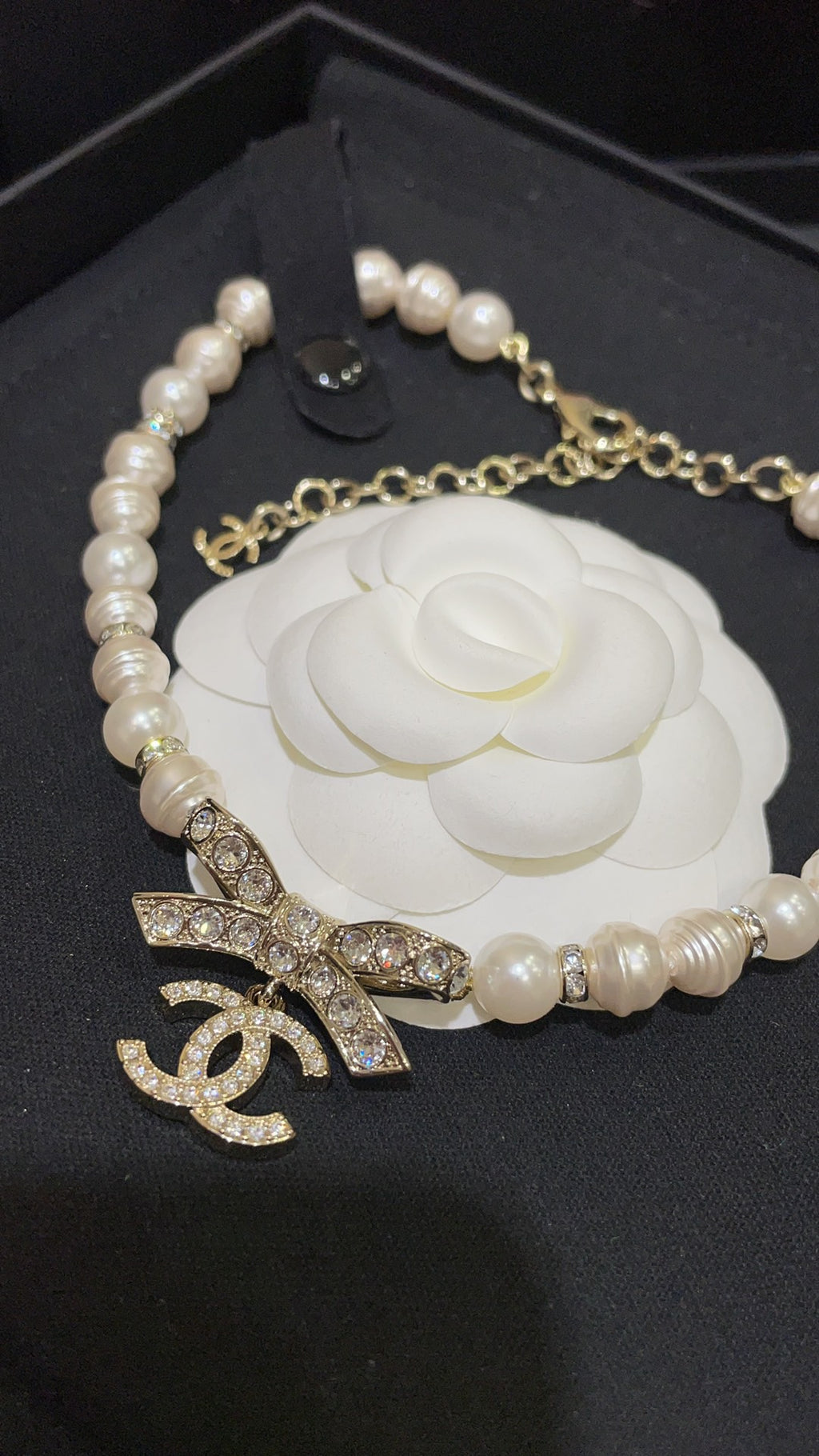 55QC243X Popular Necklace