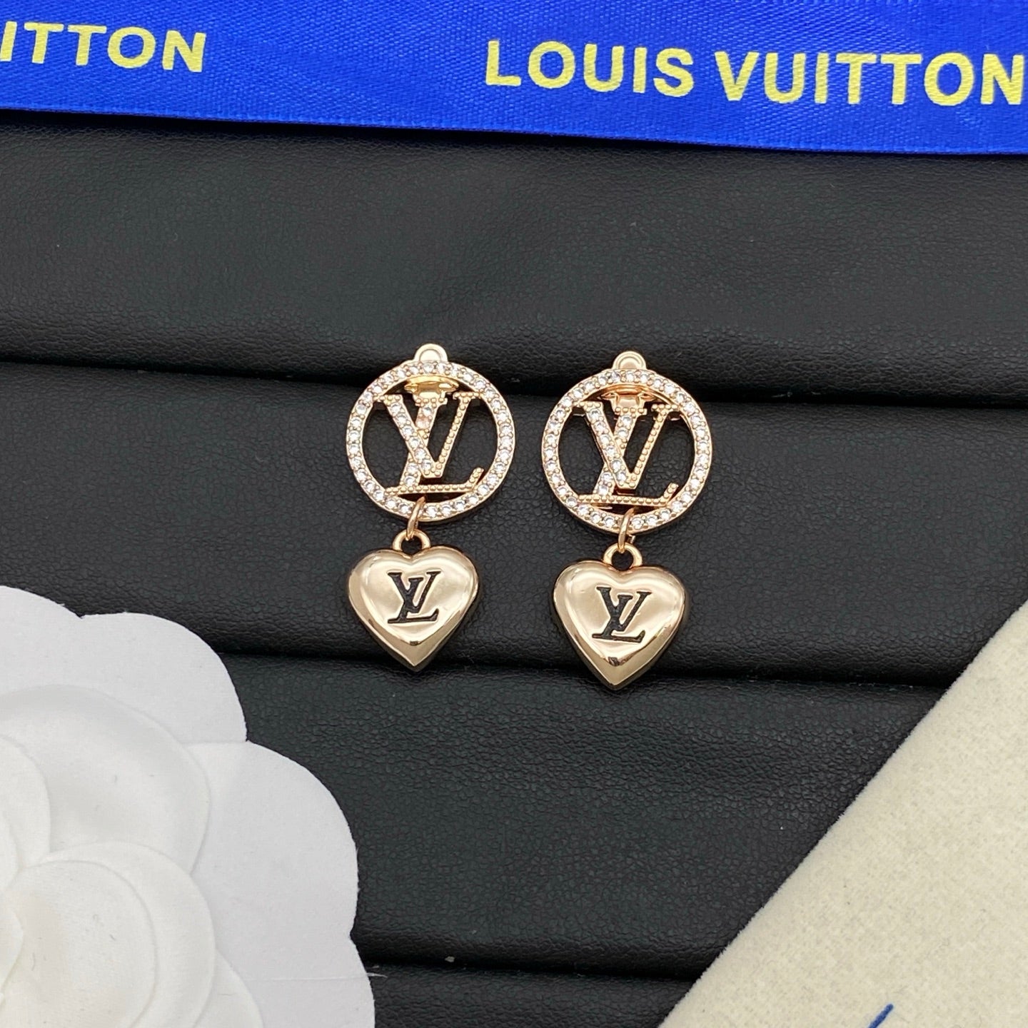15ZE68E Popular Earrings