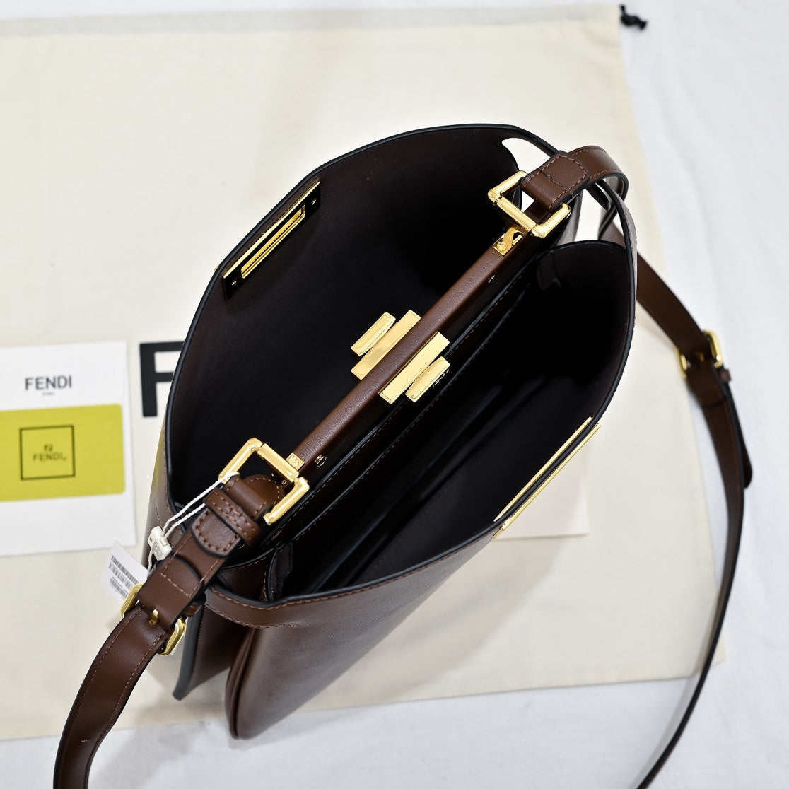 136PF98B Popular leather bag