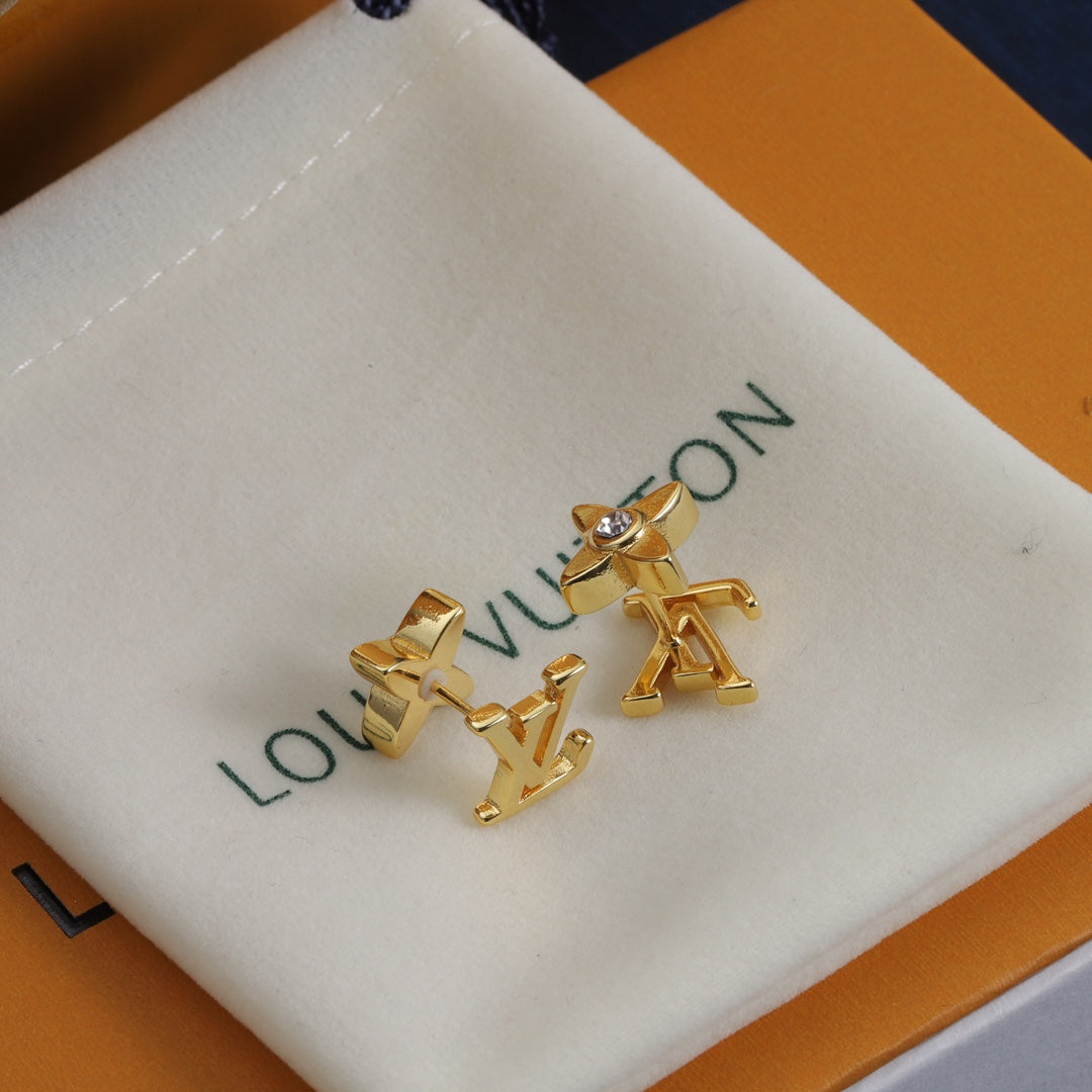 1YE332E Popular   Earrings