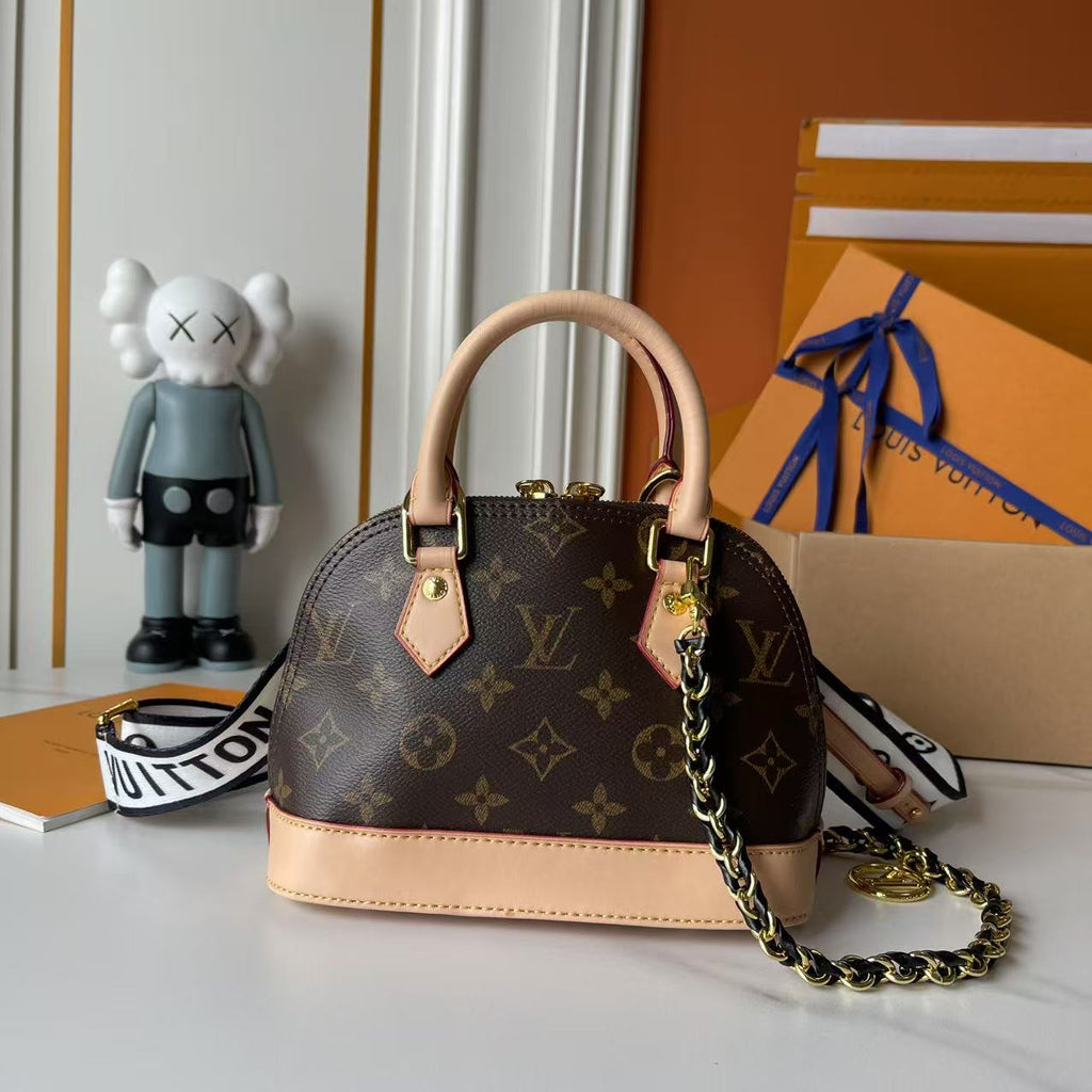 146PE95B Popular leather bag